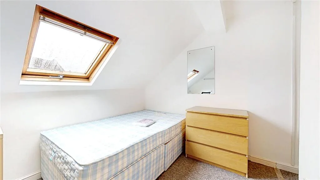 1 bedroom end of terrace house for rent