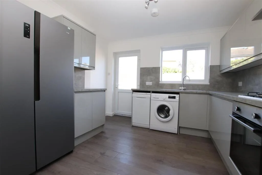 1 bedroom end of terrace house for rent