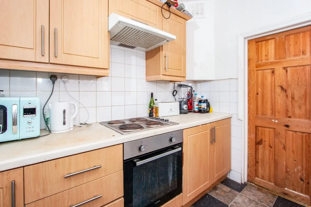 4 bedroom terraced house for rent