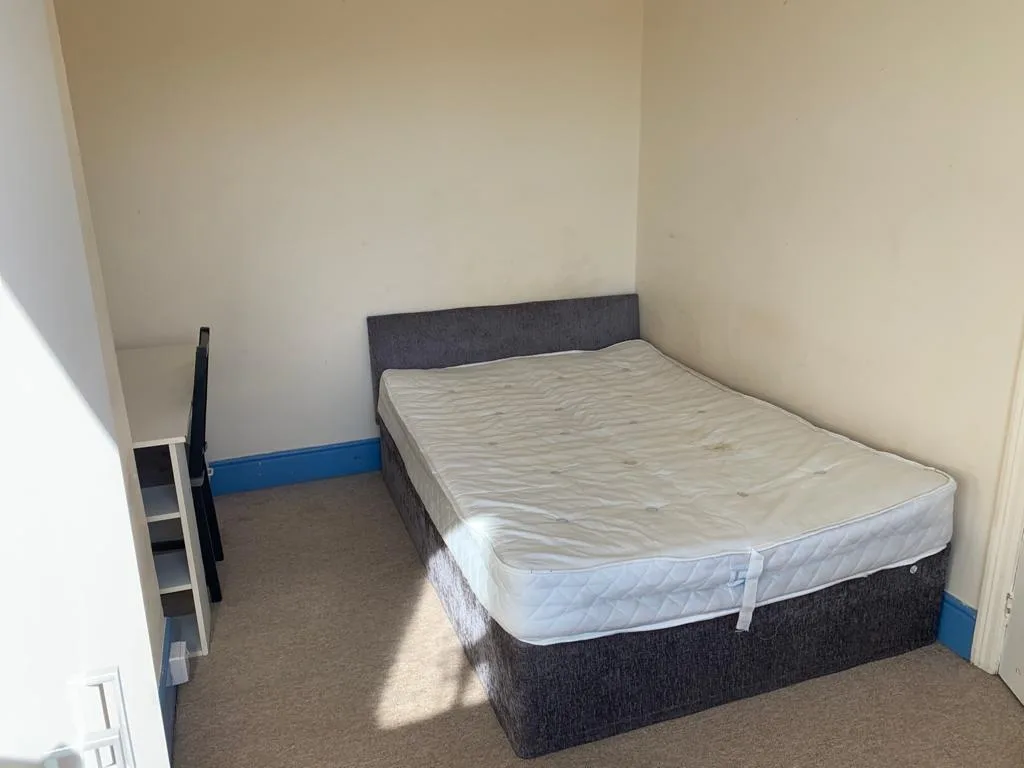 4 bedroom terraced house for rent