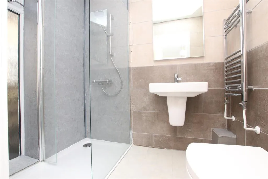 4 bedroom house for rent