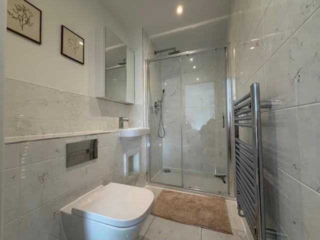 5 bedroom house for rent