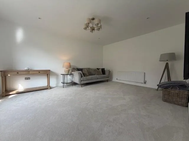 5 bedroom house for rent