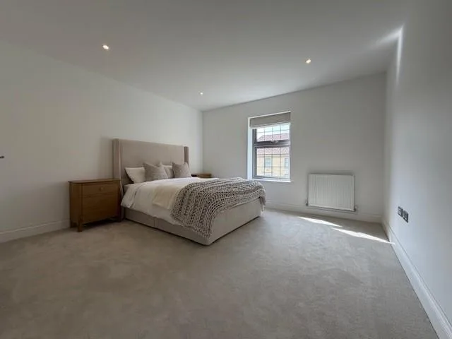 5 bedroom house for rent
