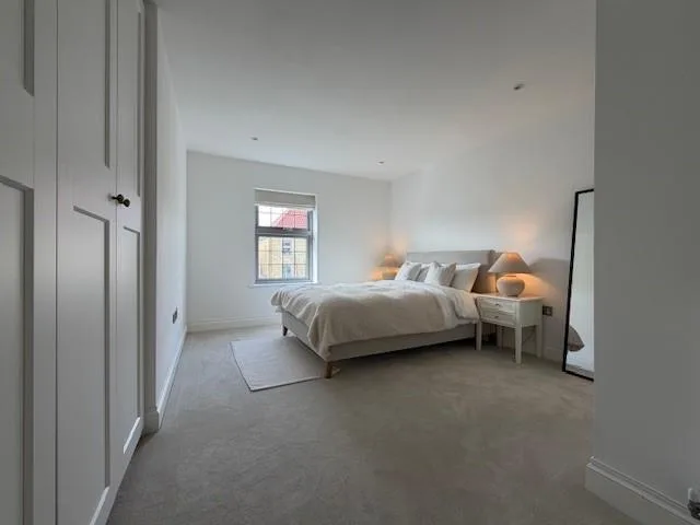 5 bedroom house for rent