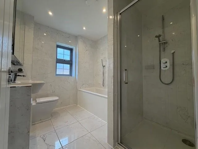 5 bedroom house for rent