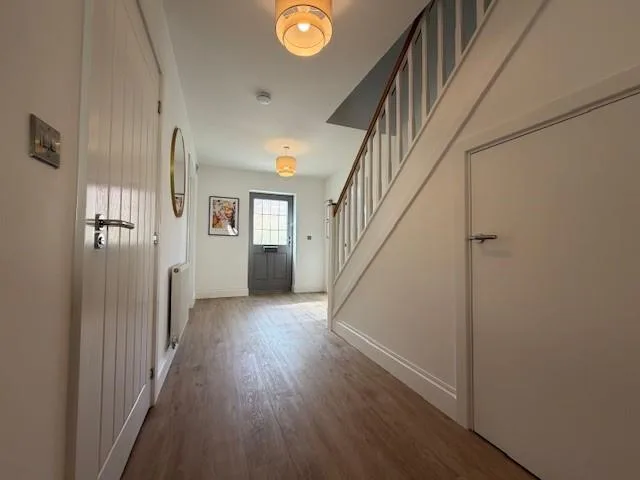 5 bedroom house for rent
