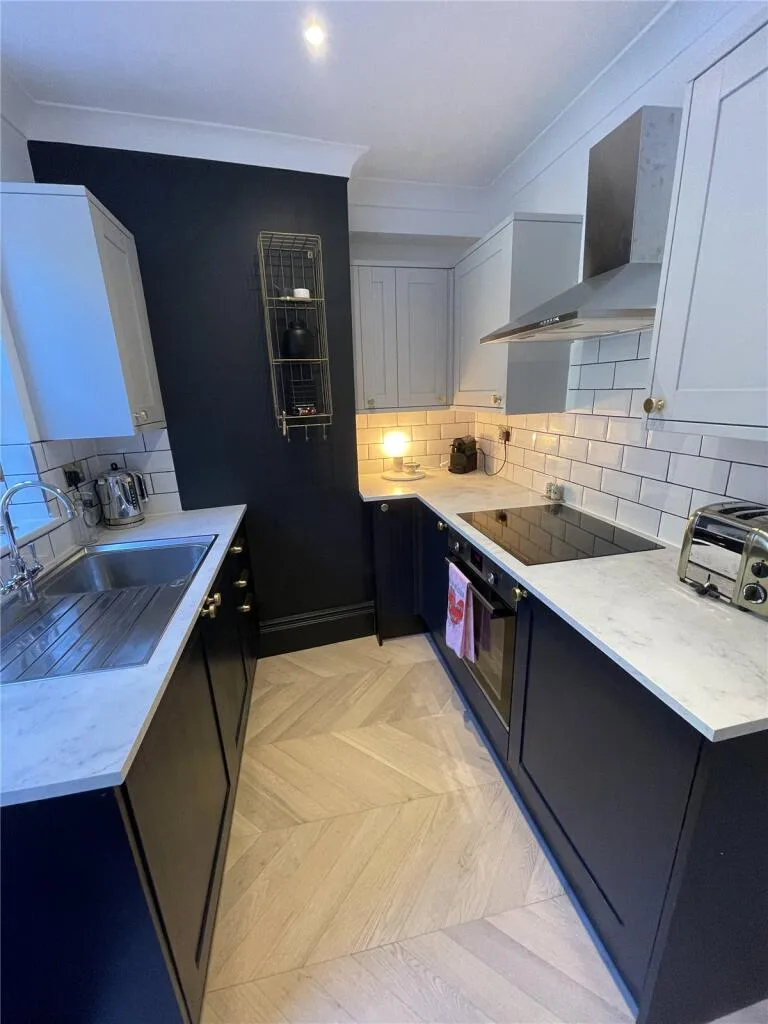 2 bedroom semi-detached house for rent