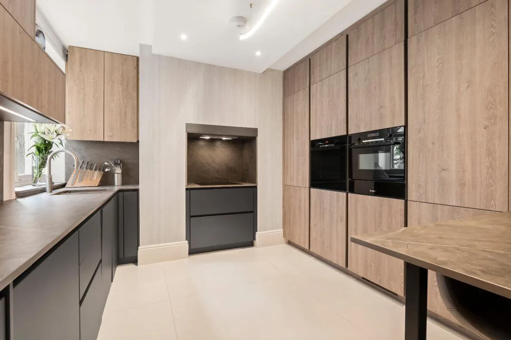 4 bedroom flat for rent