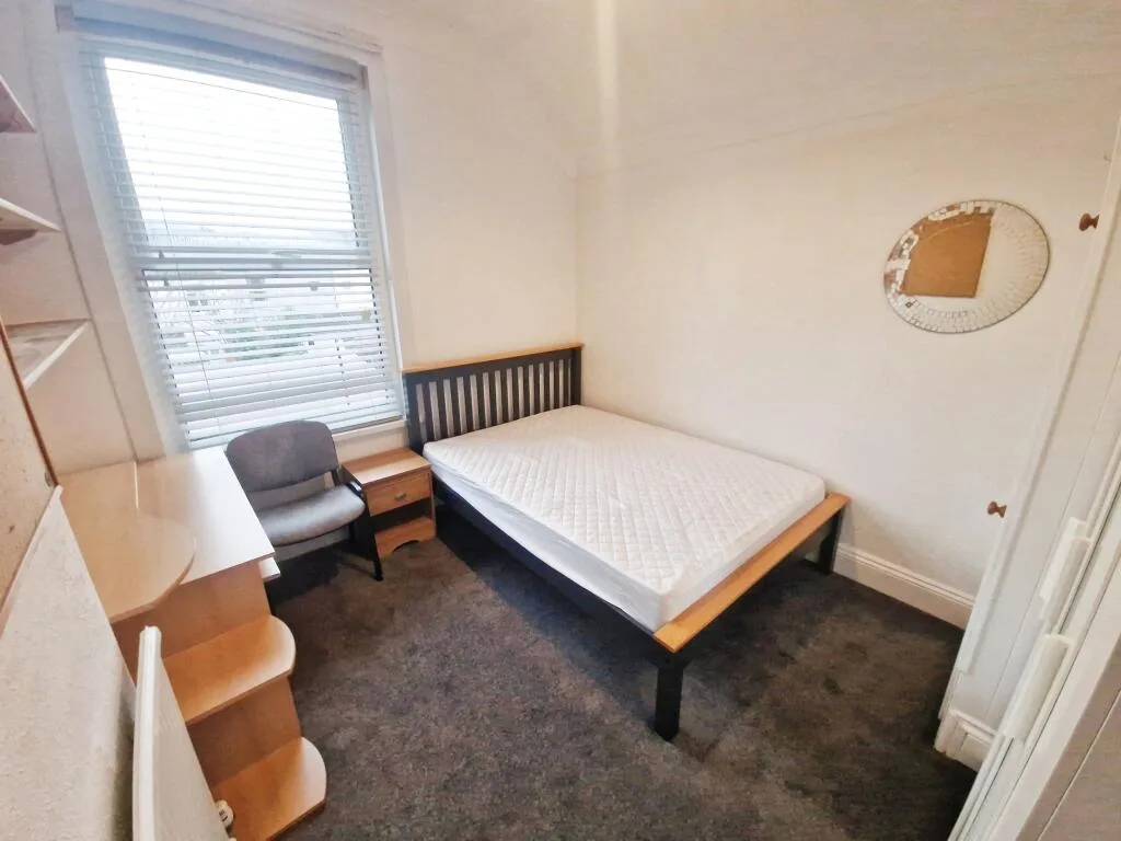 4 bedroom terraced house for rent
