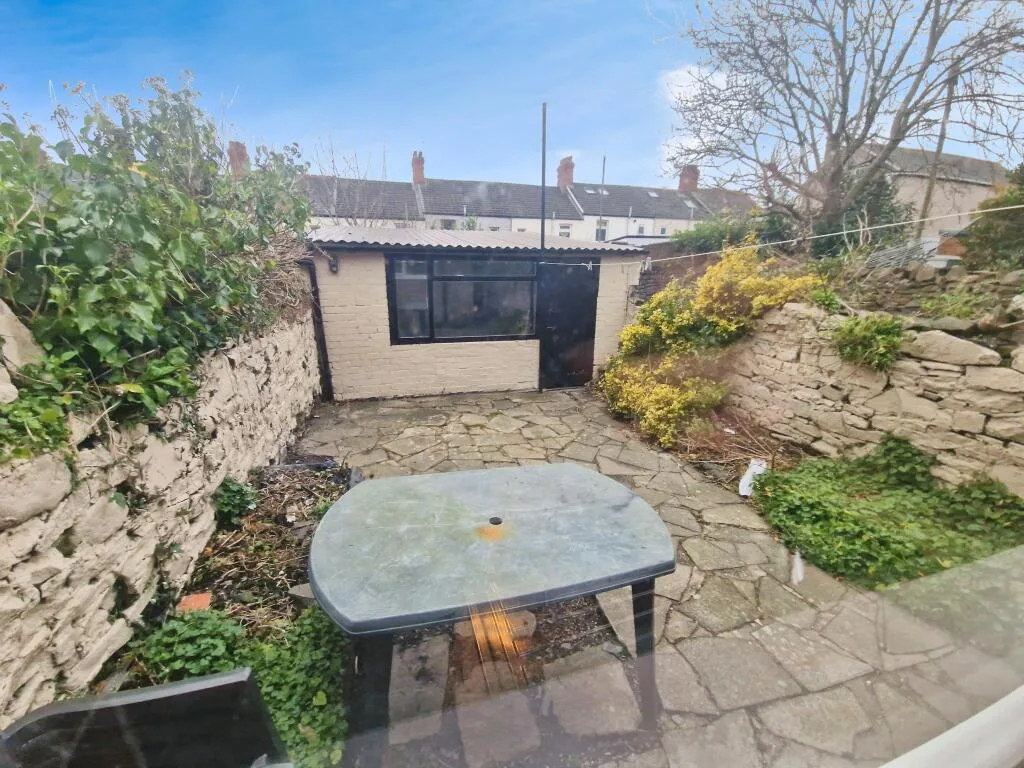 4 bedroom terraced house for rent