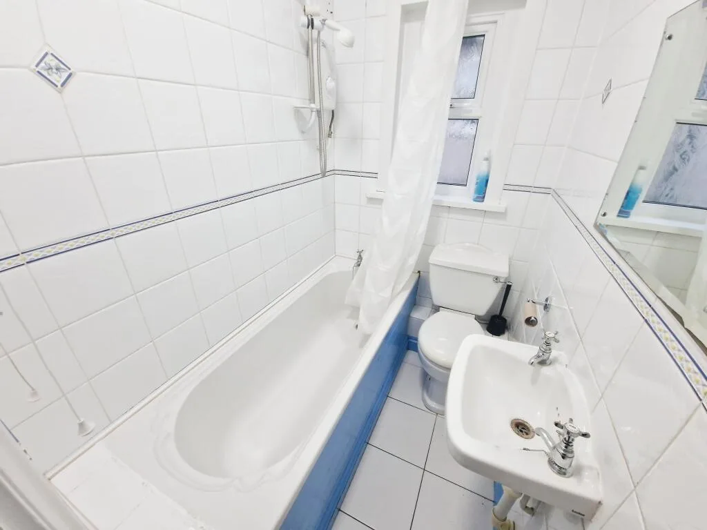 4 bedroom terraced house for rent