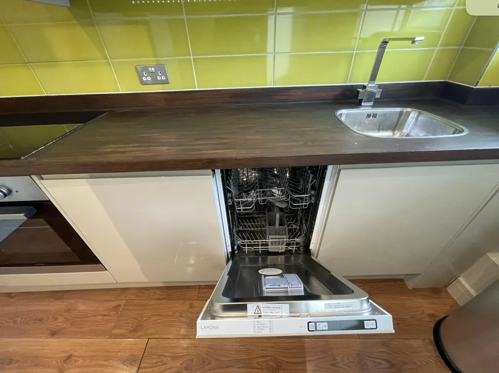 3 bedroom flat for rent