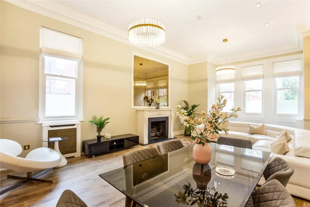 3 bedroom flat for rent