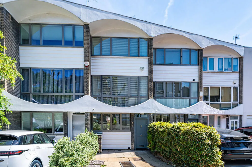 4 bedroom house for rent