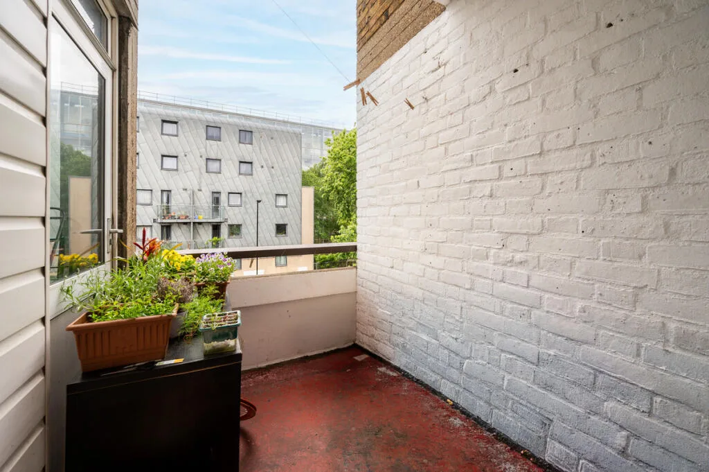 5 bedroom flat for rent