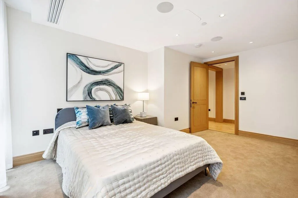 3 bedroom flat for rent