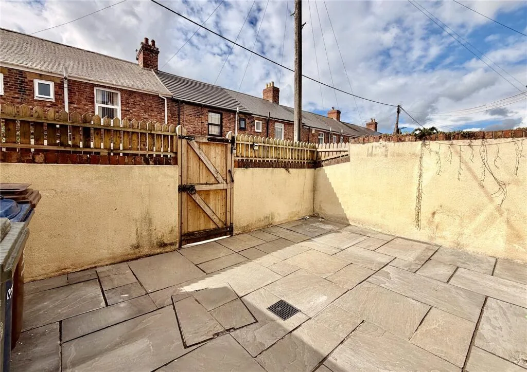 2 bedroom terraced house for rent
