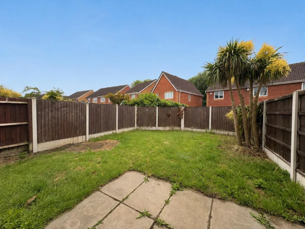 2 bedroom end of terrace house for rent