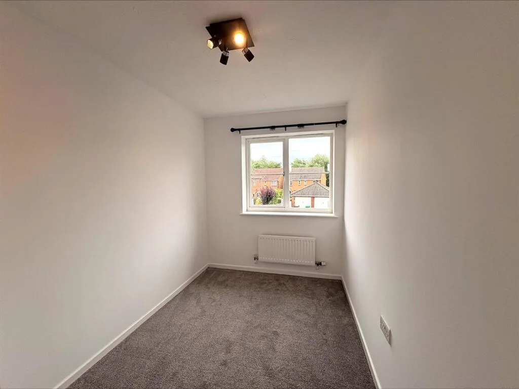 2 bedroom end of terrace house for rent
