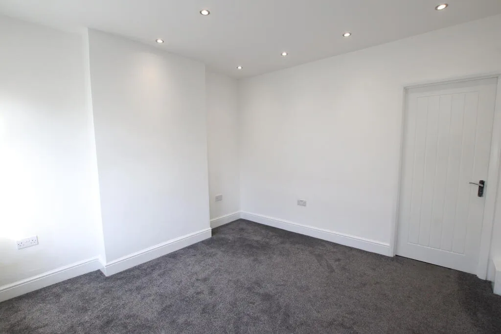 2 bedroom terraced house for rent