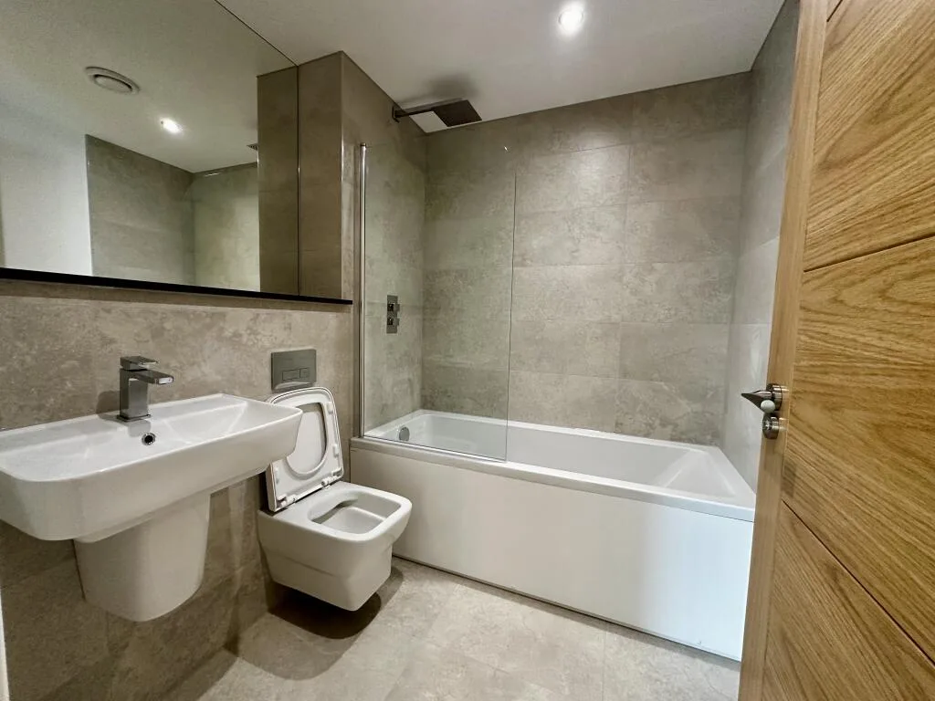 2 bedroom ground floor flat for rent