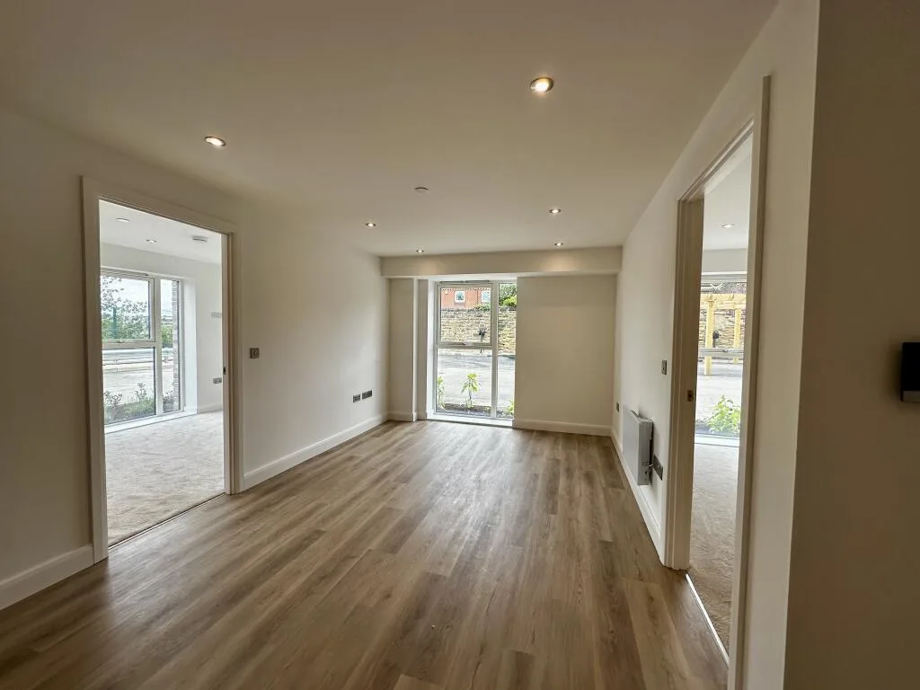 2 bedroom ground floor flat for rent