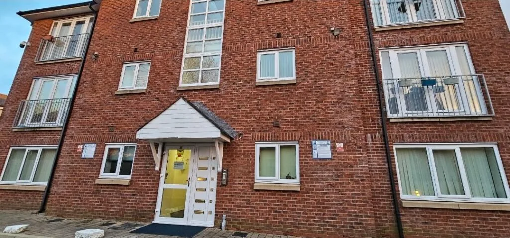 2 bedroom flat for rent
