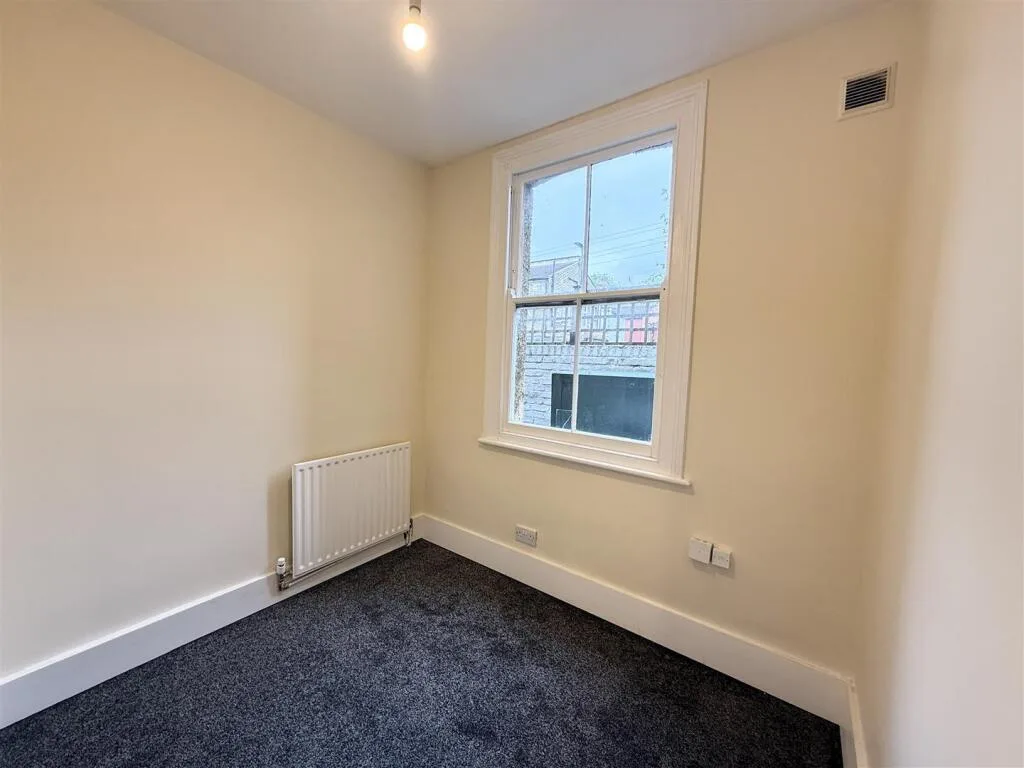 2 bedroom house for rent