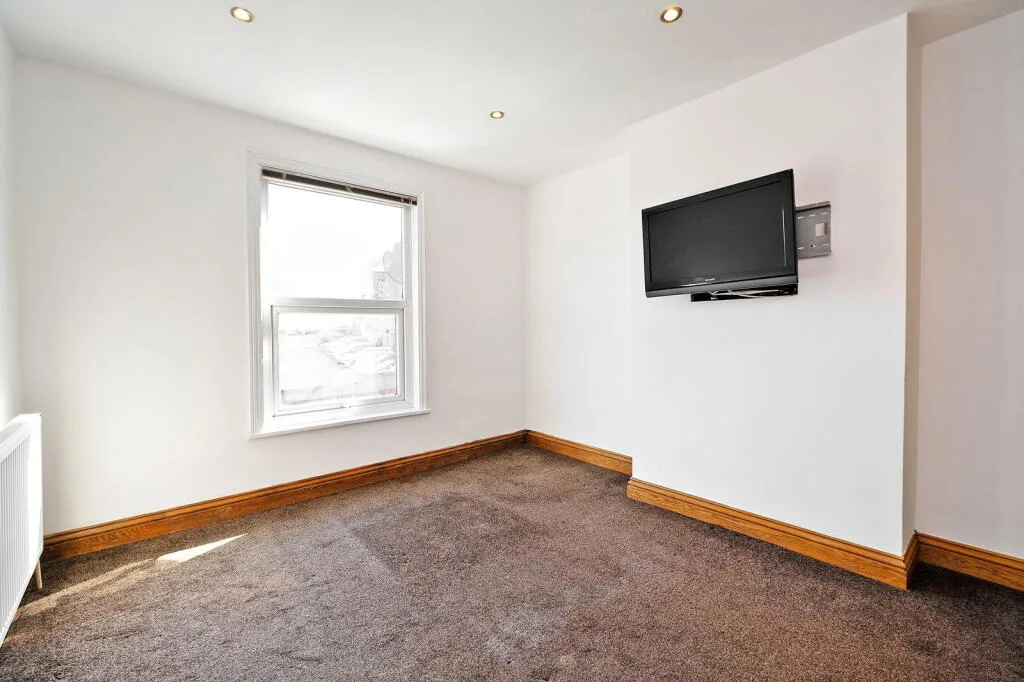 2 bedroom terraced house for rent