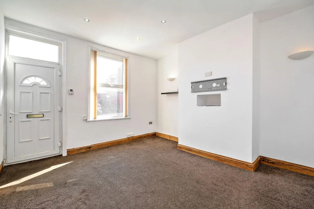 2 bedroom terraced house for rent