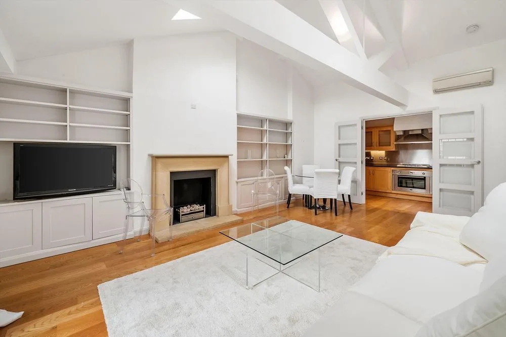 2 bedroom house for rent