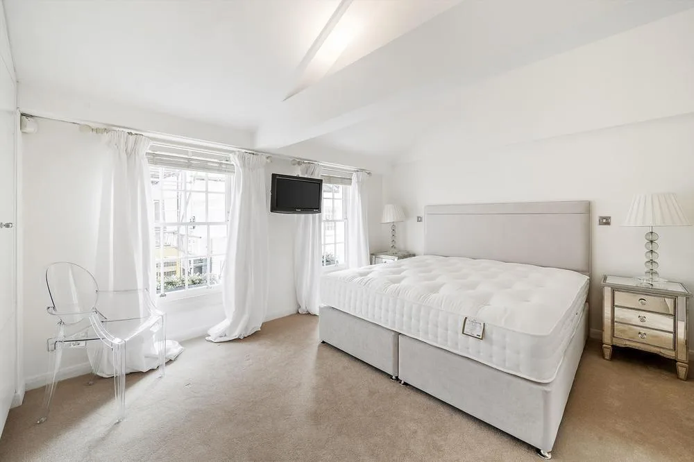 2 bedroom house for rent