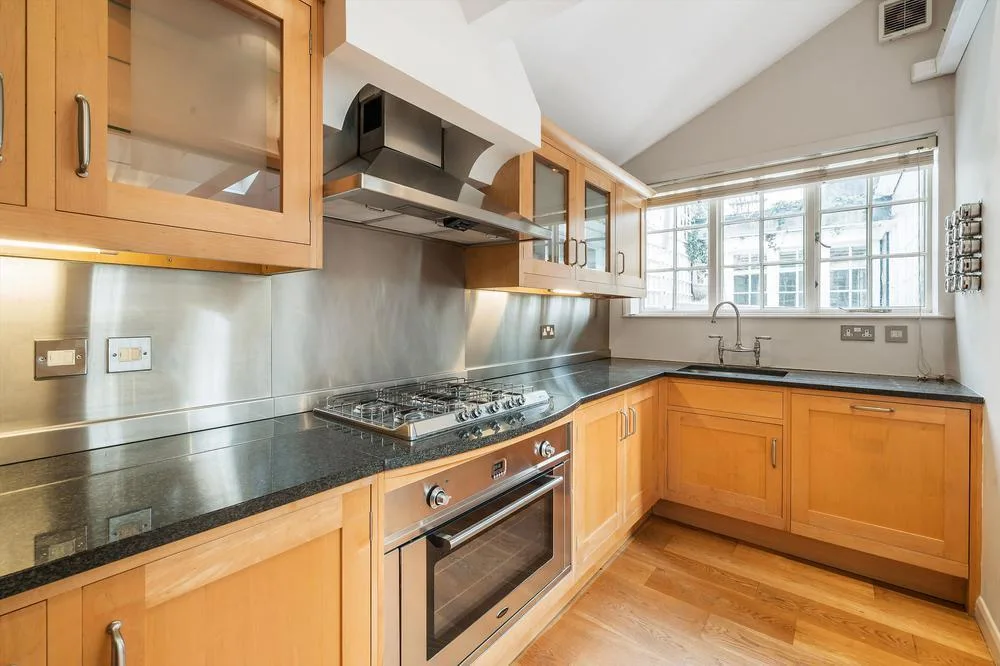 2 bedroom house for rent