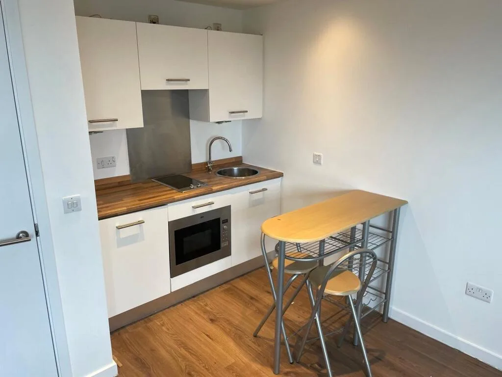 Studio apartment for rent