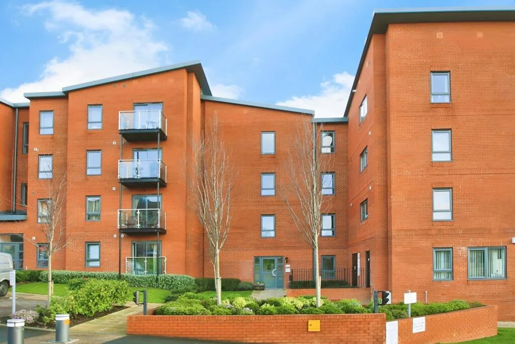 2 bedroom flat for rent