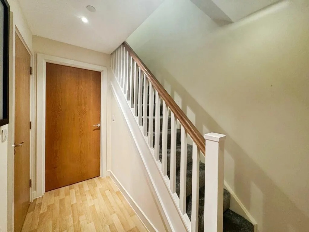 2 bedroom penthouse for rent