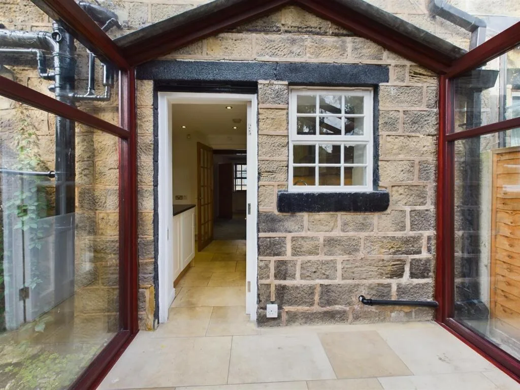 2 bedroom terraced house for rent