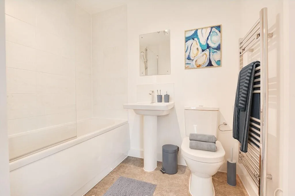 2 bedroom semi-detached house for rent