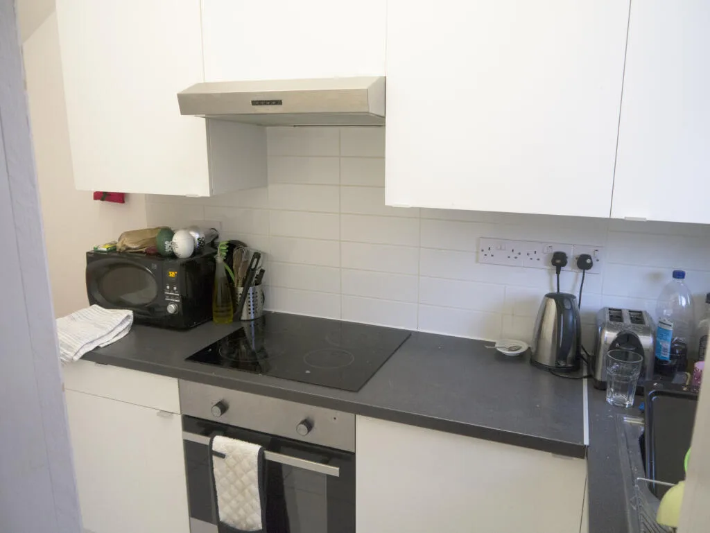 2 bedroom house for rent