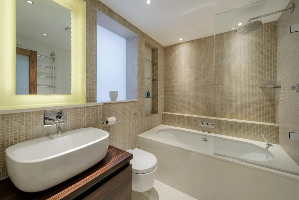3 bedroom mews property for rent