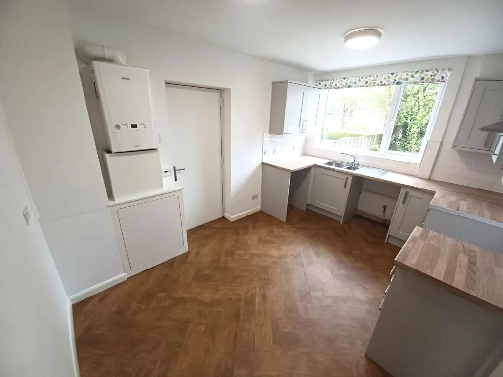 4 bedroom detached house for rent