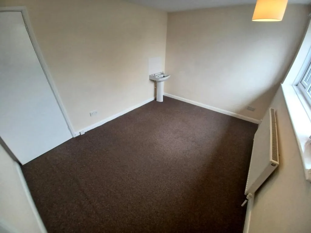 4 bedroom detached house for rent