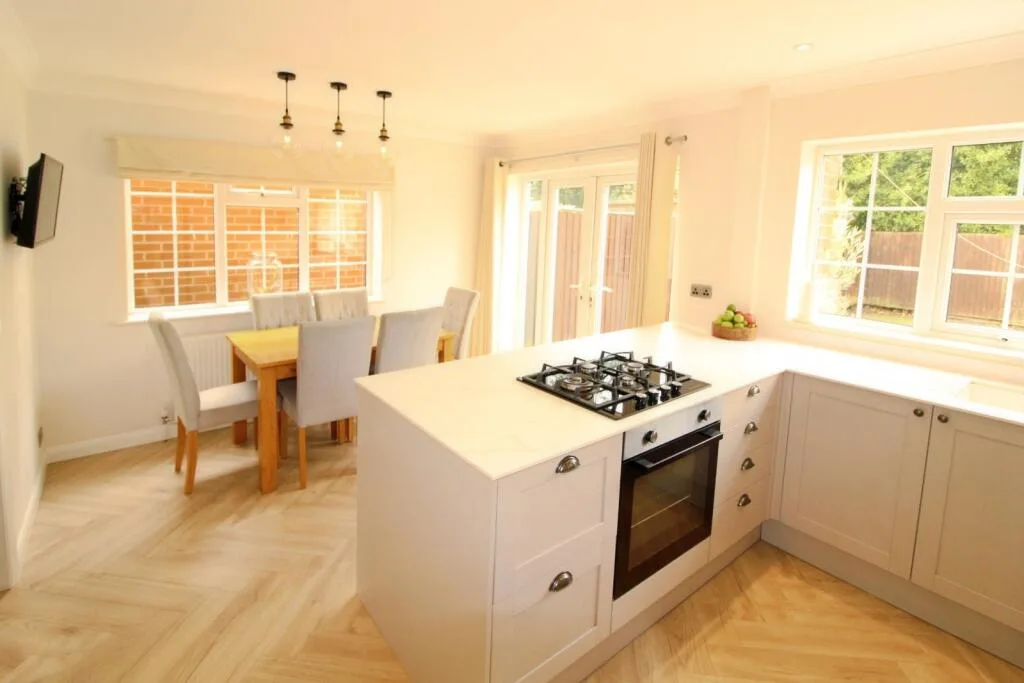 4 bedroom detached house for rent