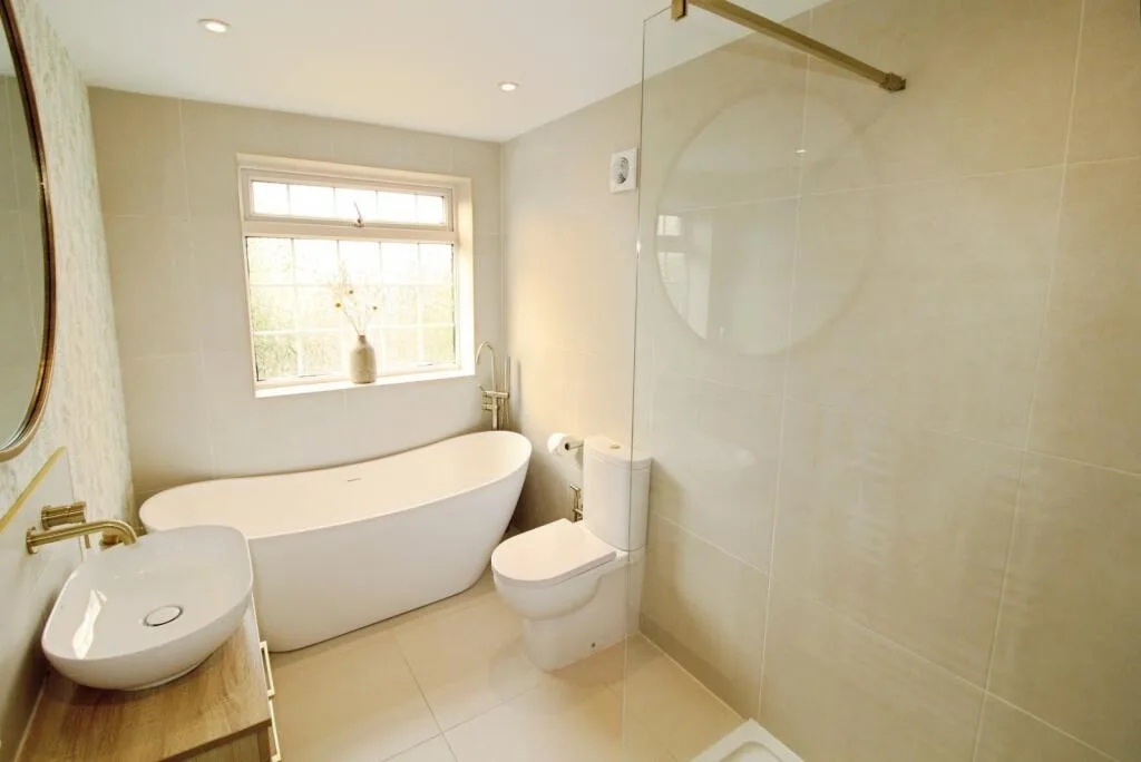 4 bedroom detached house for rent
