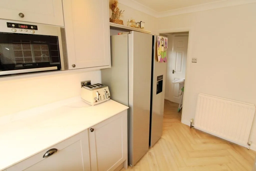 4 bedroom detached house for rent