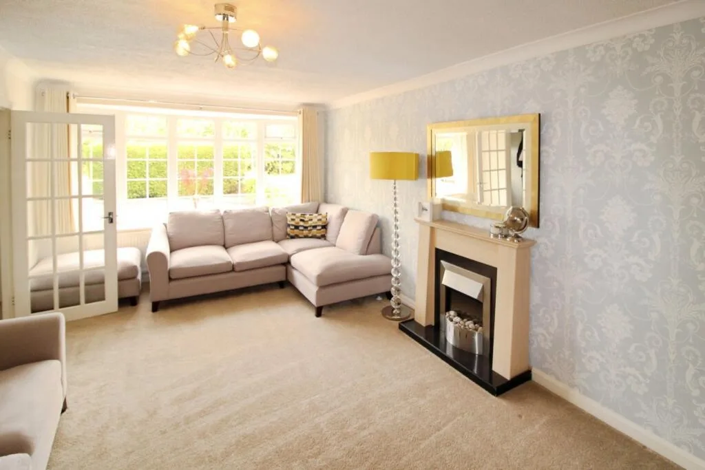 4 bedroom detached house for rent
