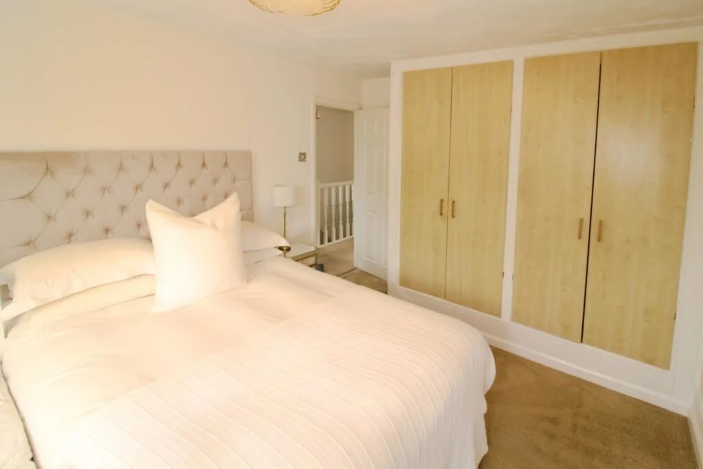 4 bedroom detached house for rent
