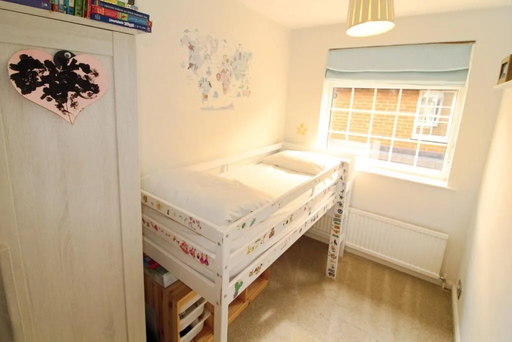 4 bedroom detached house for rent