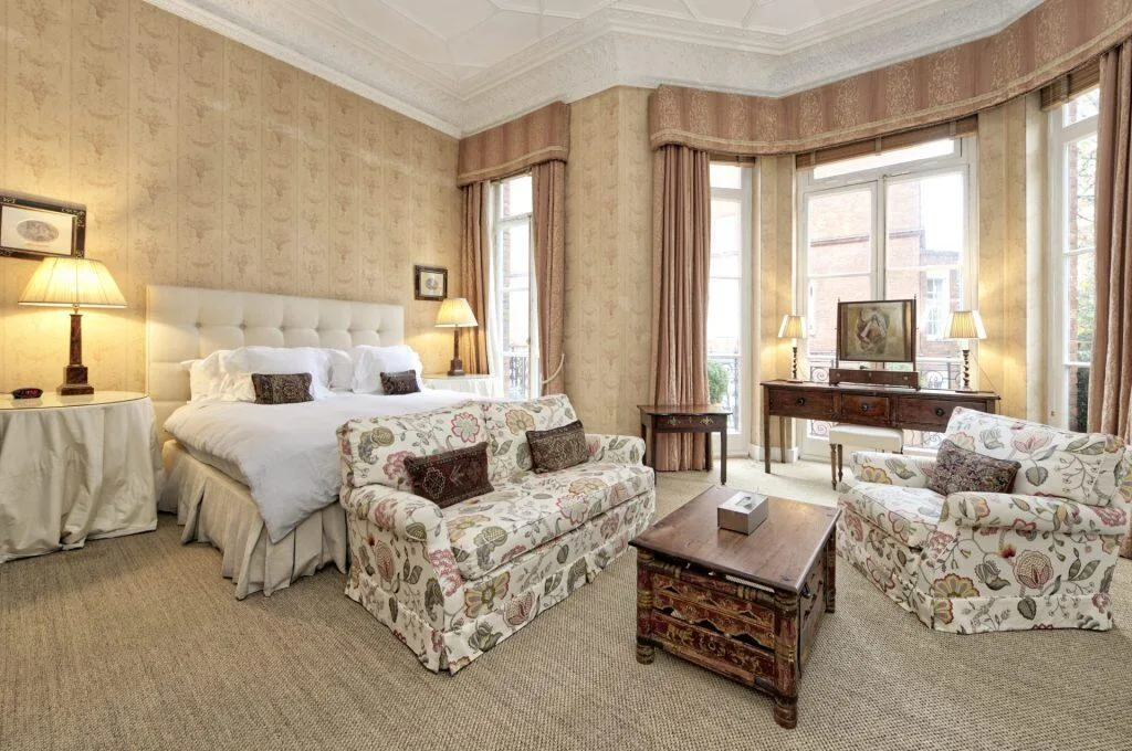 4 bedroom maisonette for rent